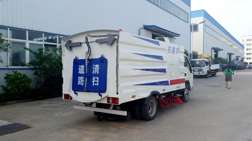 不上牌福田小卡掃路車
