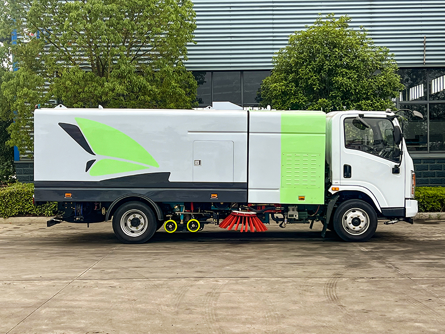 東風華神純電動洗掃車