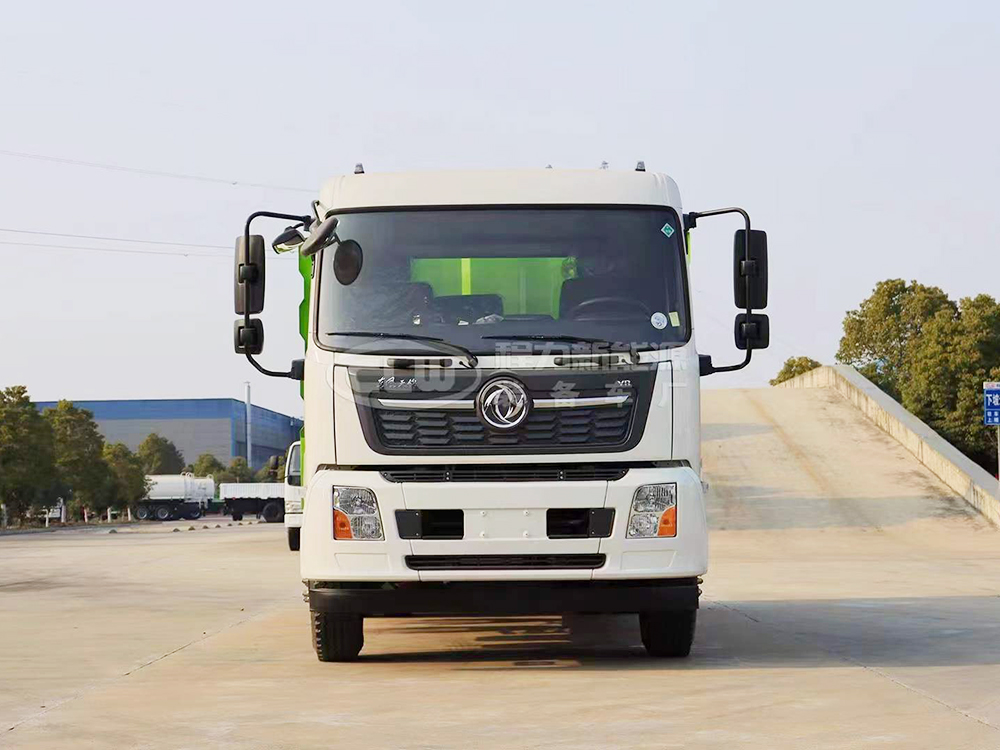 東風天錦12方掃路車