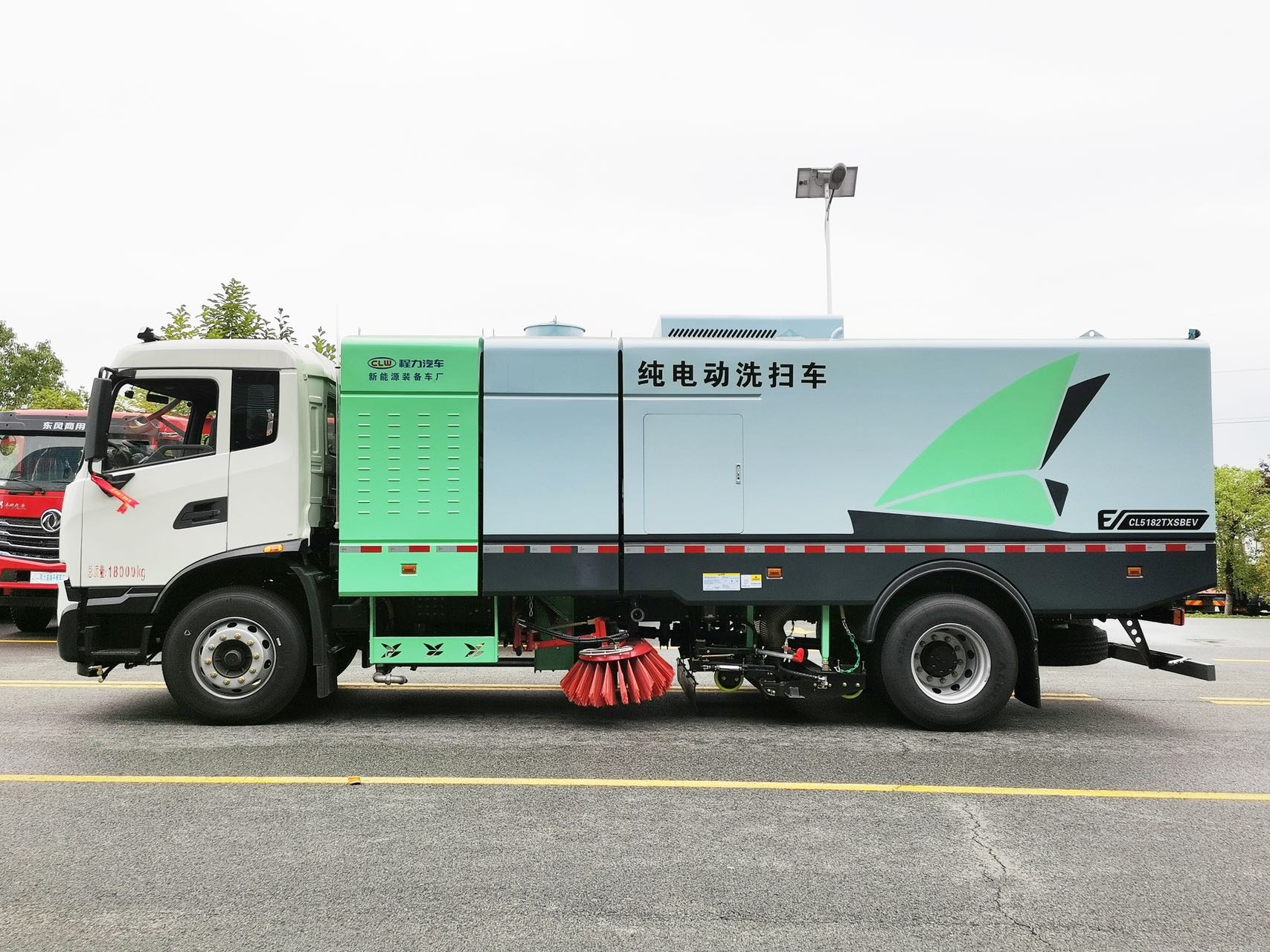 東風(fēng)天錦純電動洗掃車