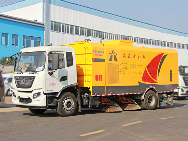 東風天錦高速清掃車